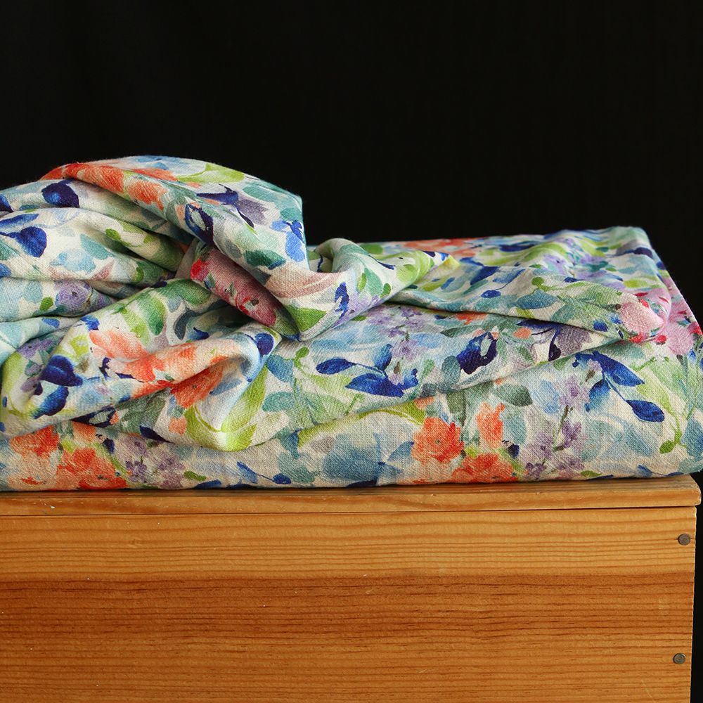 Crêpe lin et viscose imprimé fleuri bleu et vert