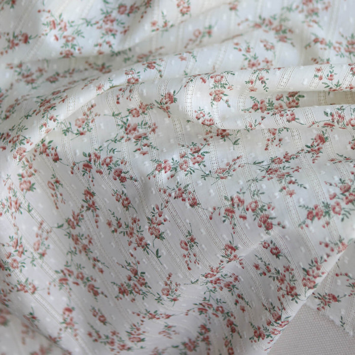 Blandine - Broderie anglaise plumetis coton texturé imprimé fleuri