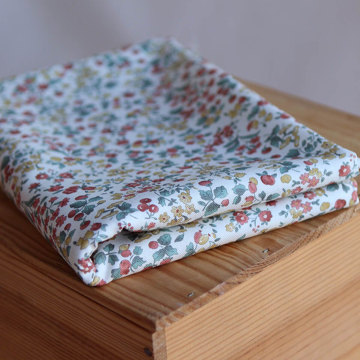 Caume - Tissu sergé / twill de coton organique imprimé fleuri