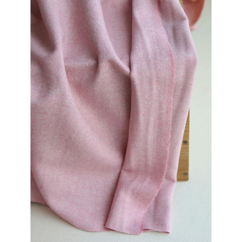 Tissu chevrons texturé coton / laine coloris Rose tendre