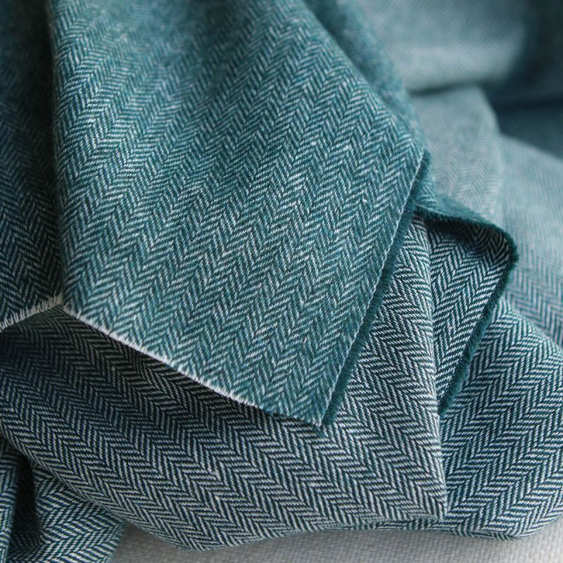 Tissu chevrons texturé coton / laine coloris Pétrole