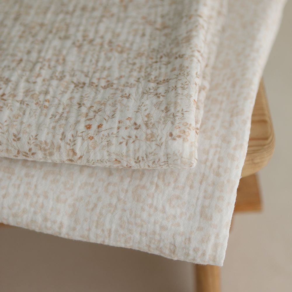 Double gaze de coton imprimés fleuri beige clair