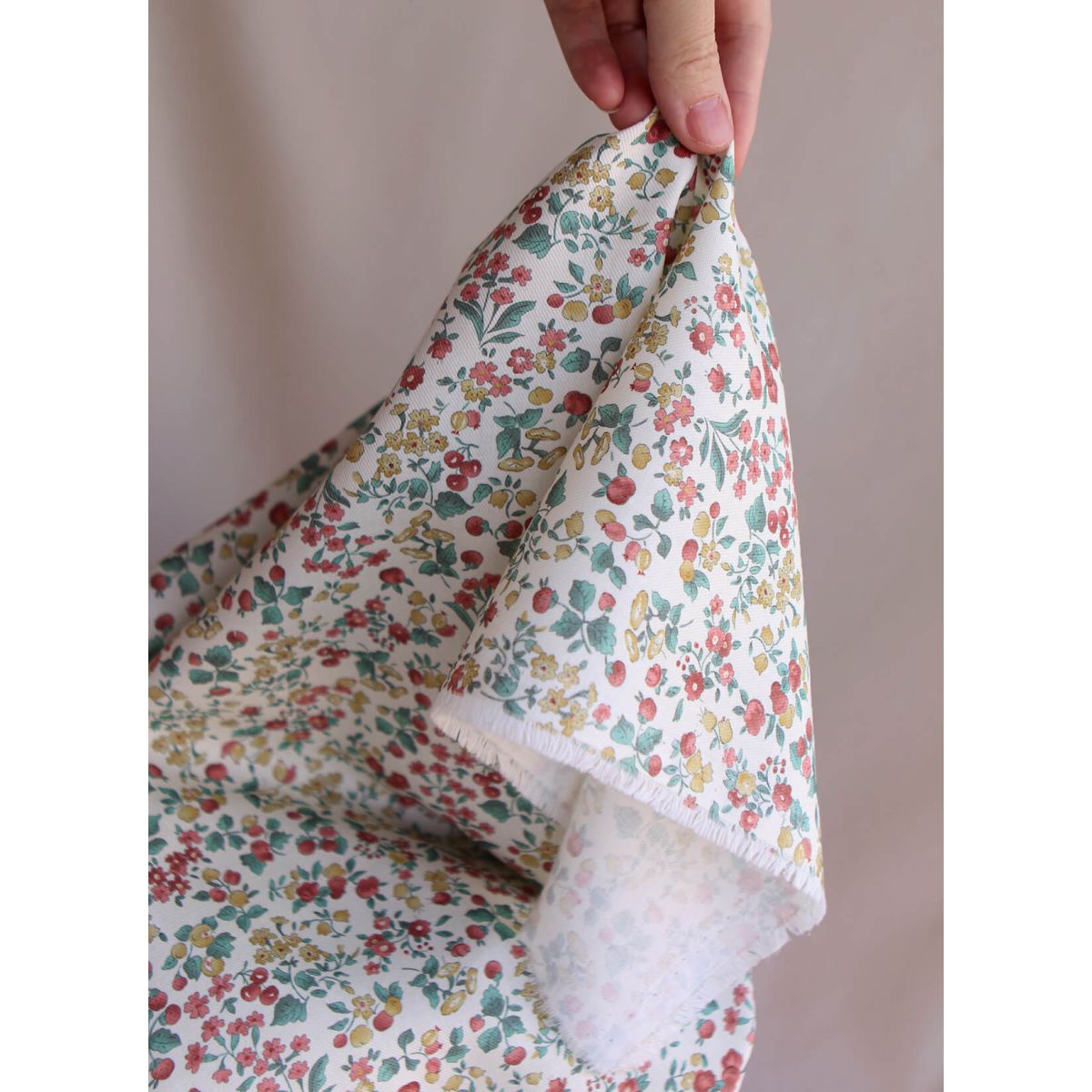 Caume - Tissu sergé / twill de coton organique imprimé fleuri