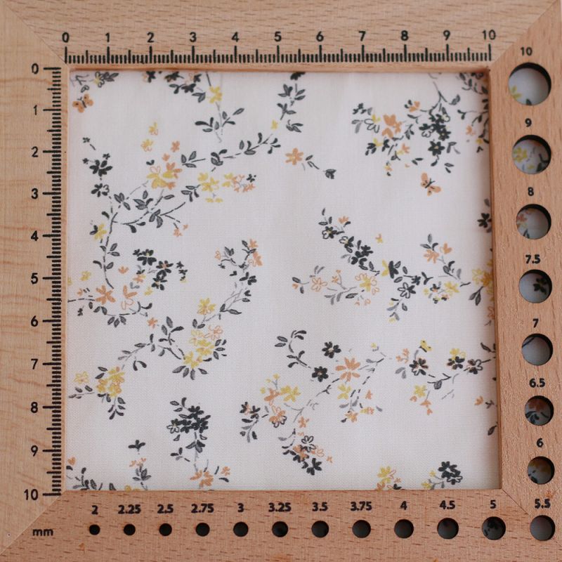 Coline - Popeline douce coton organique fleuri noir moutarde