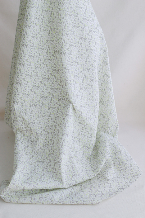 Batiste de coton BIO douce petit motif fleuri