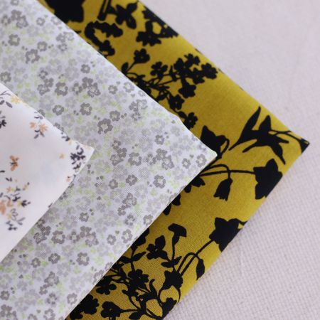 Batiste de coton BIO douce petit motif fleuri