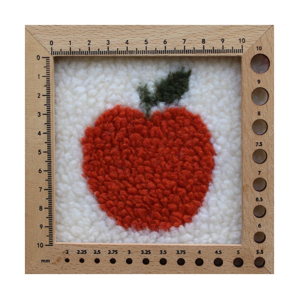 Teddy / moumoute bouclé fond écru motif pommes