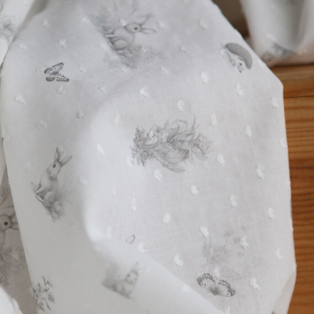 Oswald - Plumetis de coton imprimé animaux de la forêt gris