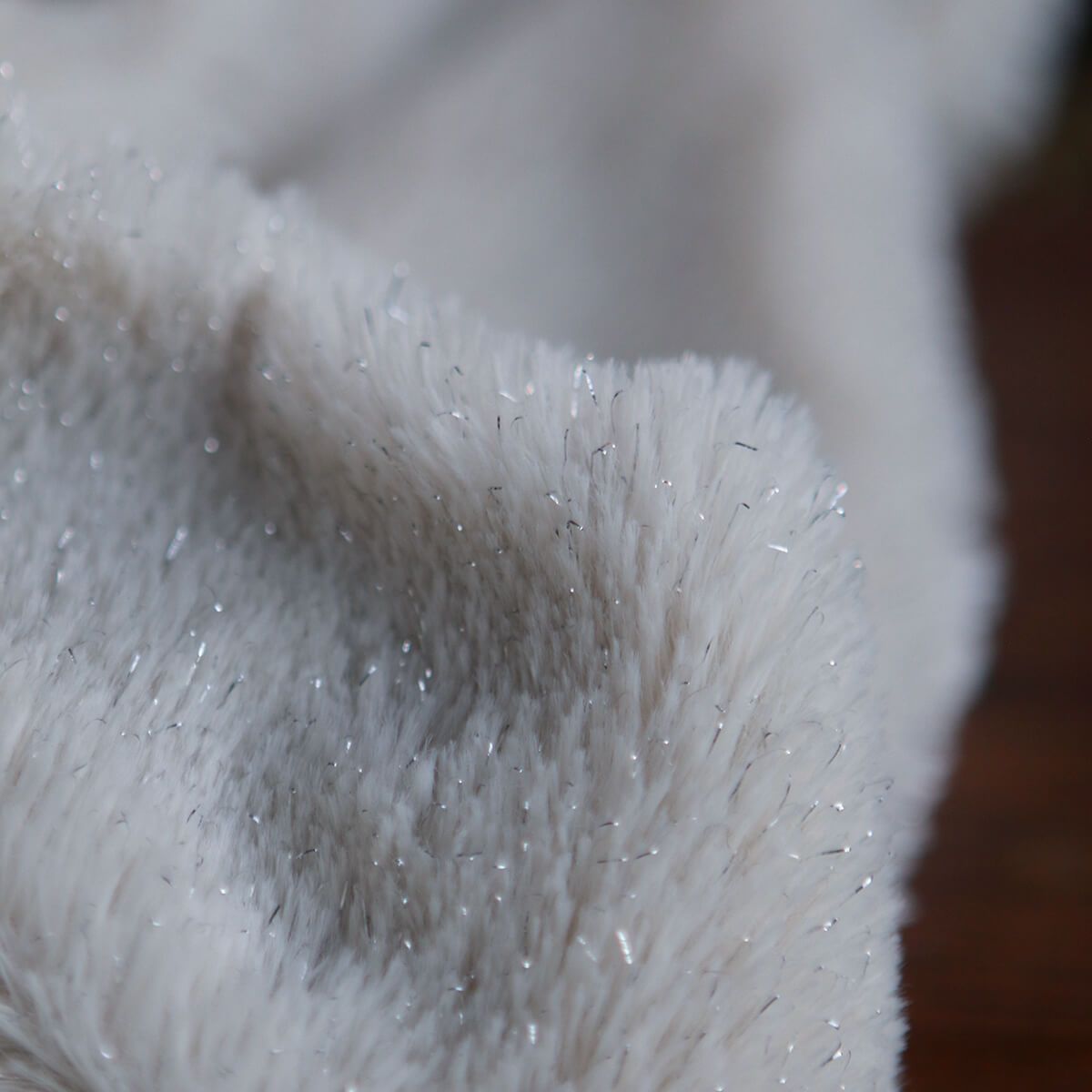 Meora - fausse fourrure / moumoute sherpa lurex écru