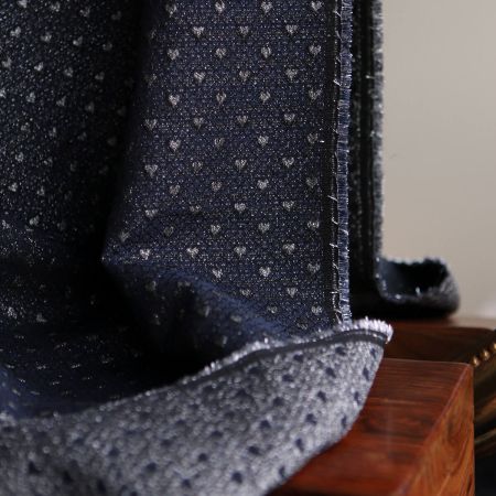 Amour - Tissu Brocart jacquard bleu marine / doré made in France