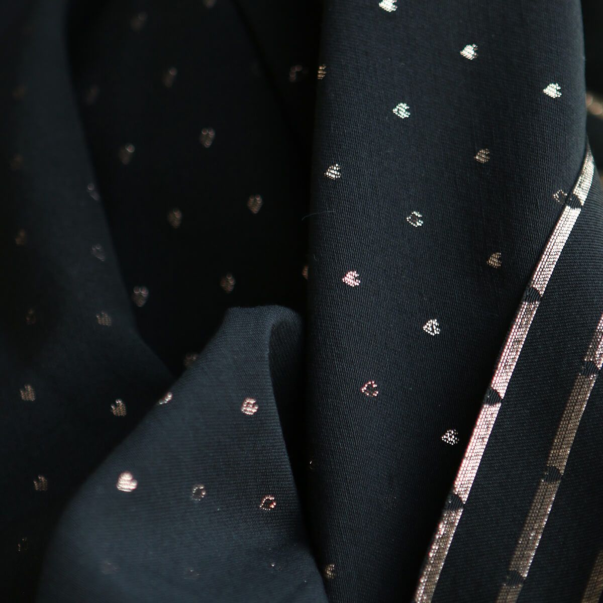 Reddia - Tissu Brocart jacquard bleu marine / doré made in France