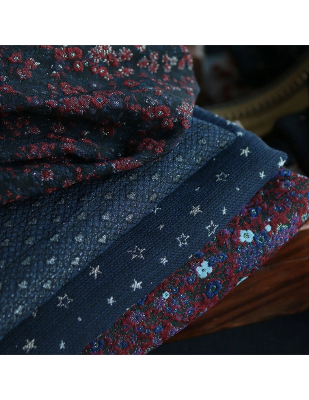 Reddia - Tissu Brocart jacquard bleu marine / doré made in France