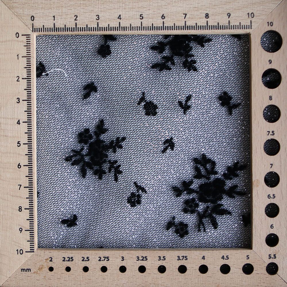Tulle souple Made in France noir / argenté floqué fleurs velours noir