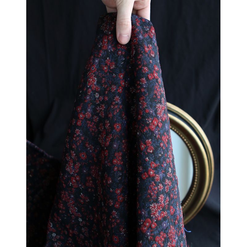 Azalée - Tissu jacquard coeurs rouge et blanc / doré made in France