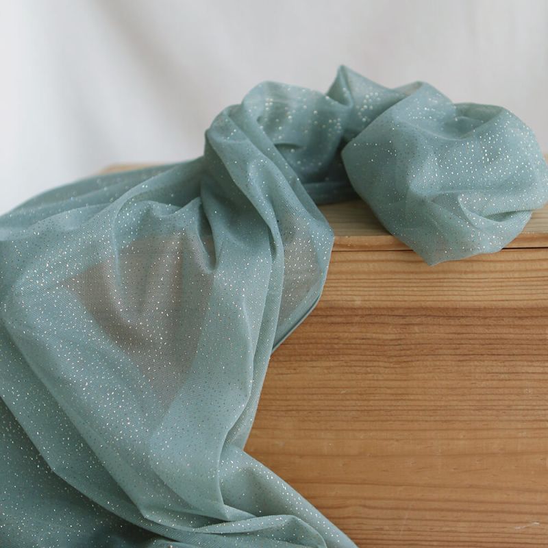 Tulle souple vert sauge / doré