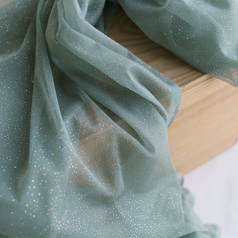 Tulle souple vert sauge / doré