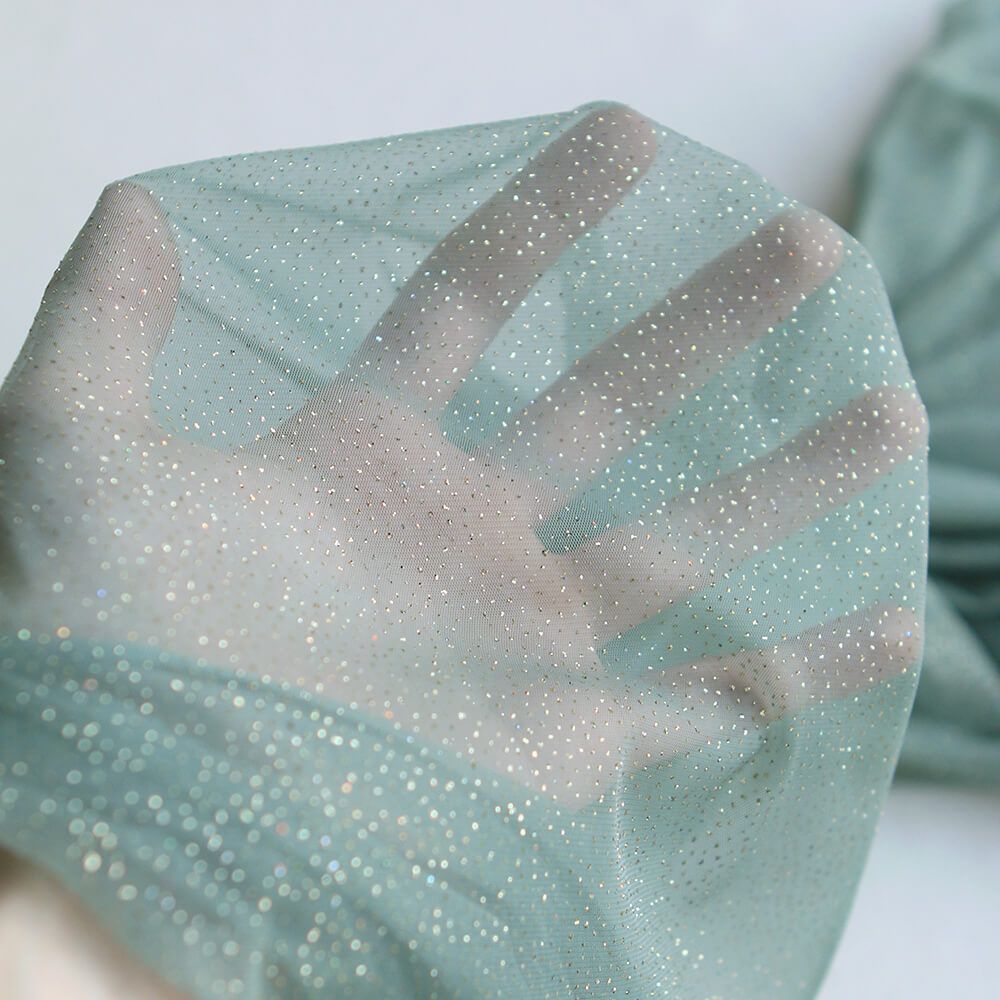 Tulle souple vert sauge / doré