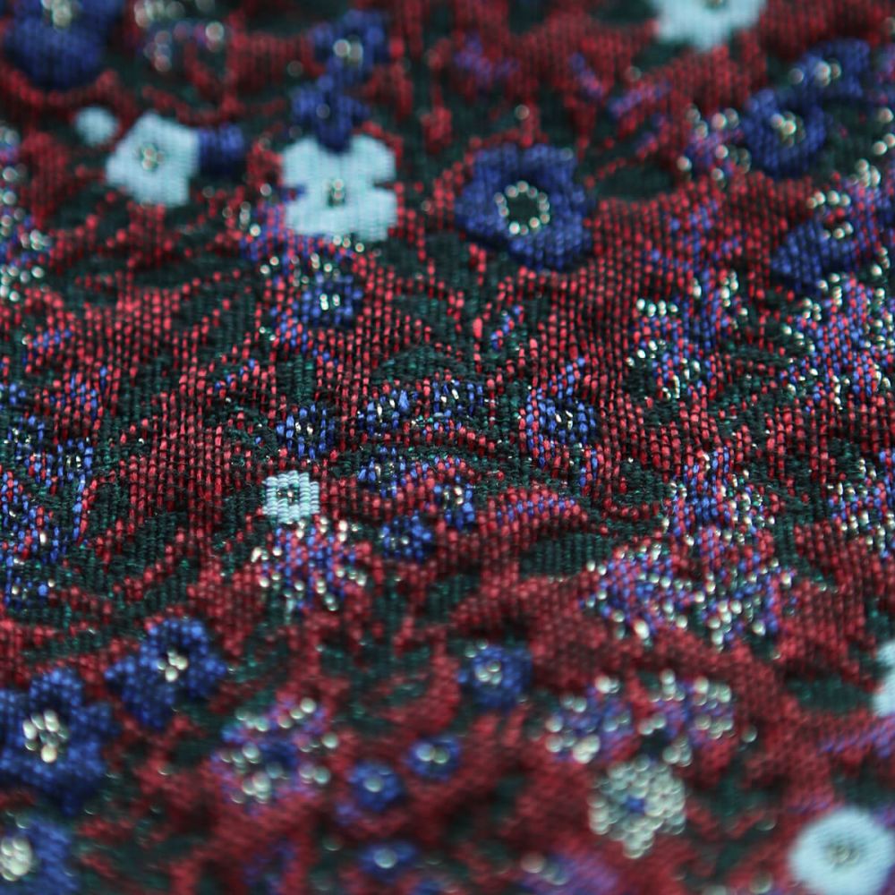 Azalée - Tissu jacquard fond rouge / fleuri bleu et doré made in France