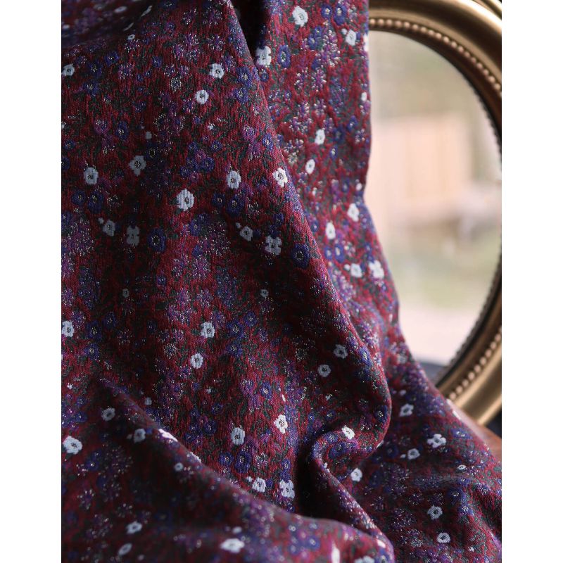 Azalée - Tissu jacquard fond rouge / fleuri bleu et doré made in France