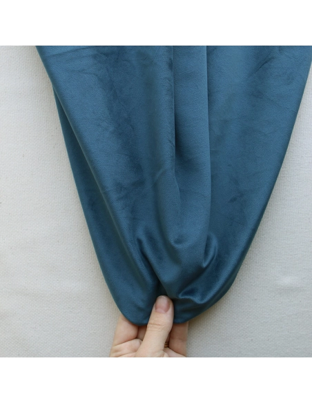Velours ras coloris saphir