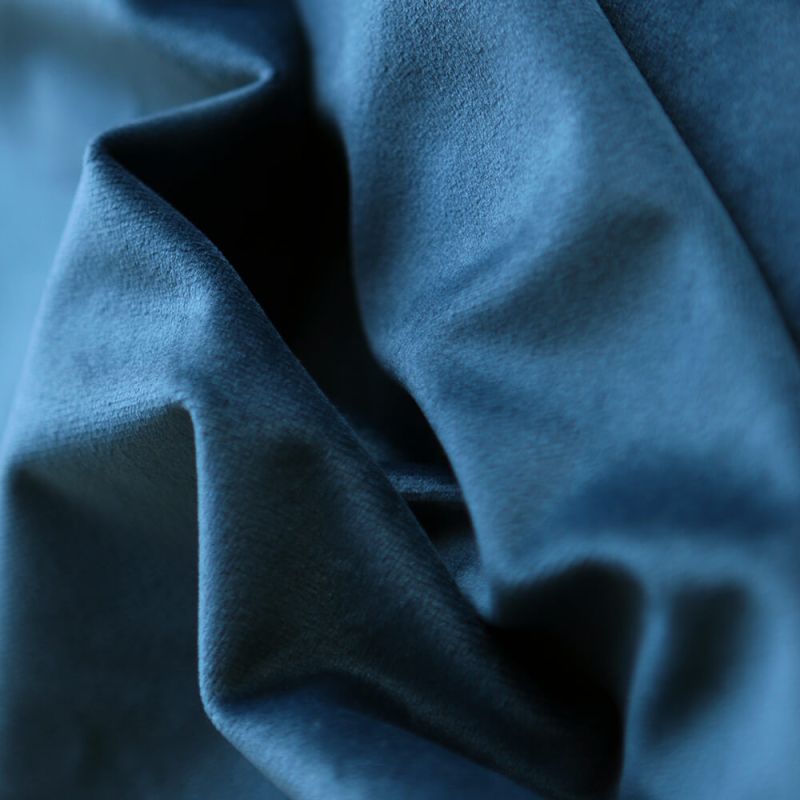 Velours ras coloris saphir