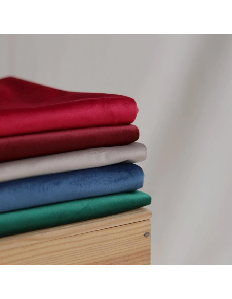 Velours ras coloris saphir