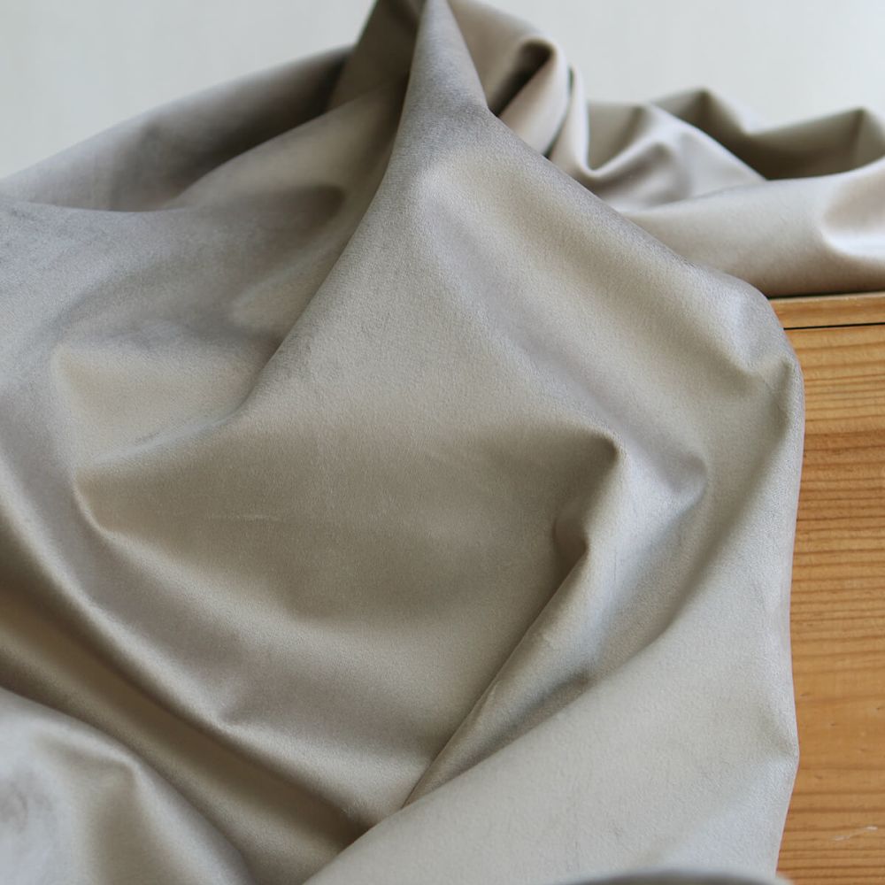 Velours ras coloris champagne