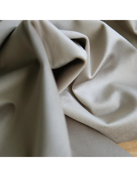 Velours ras coloris champagne