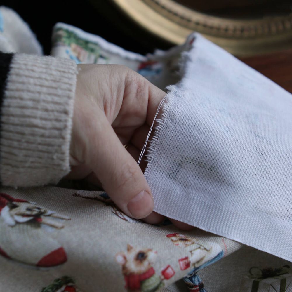 Toile de coton canvas motif animaux de noël fond beige