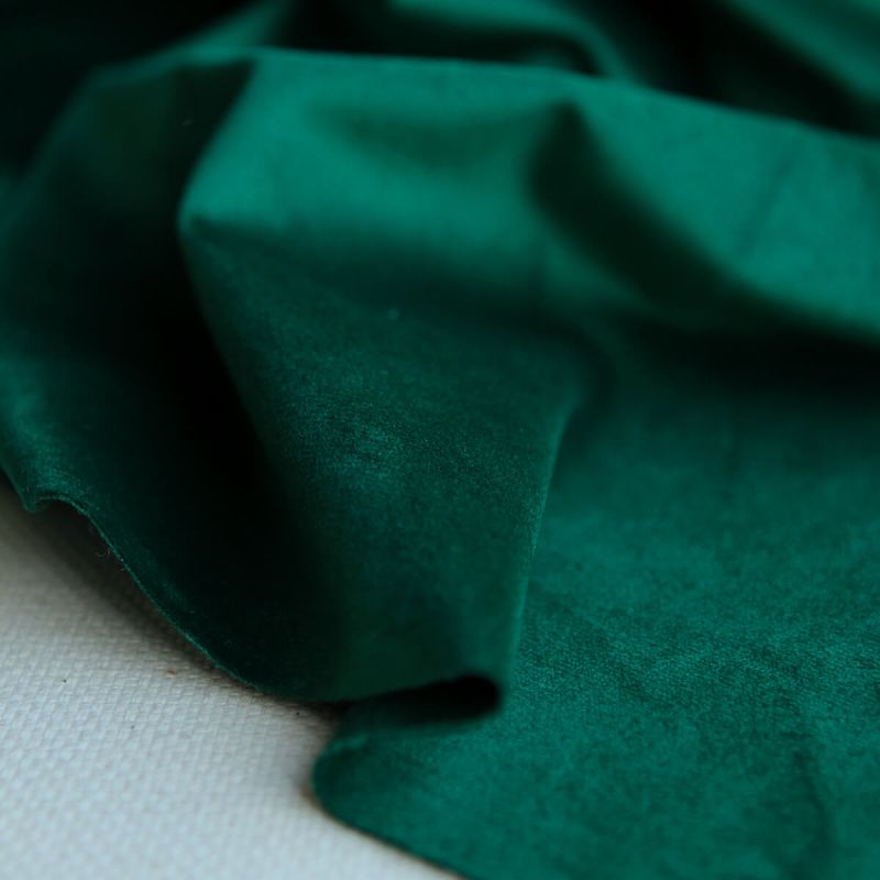Velours ras coloris émeraude
