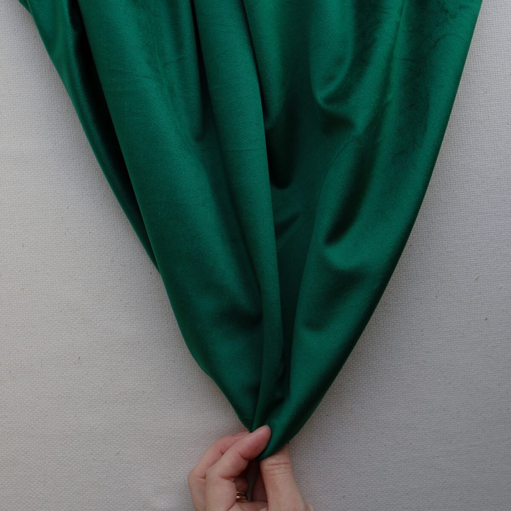 Velours ras coloris émeraude