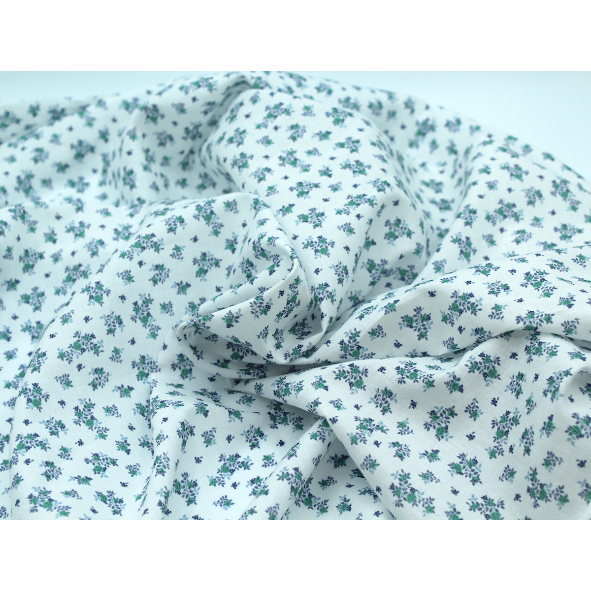 Batiste de coton SILKYNE à imprimé fleuri vert bleu