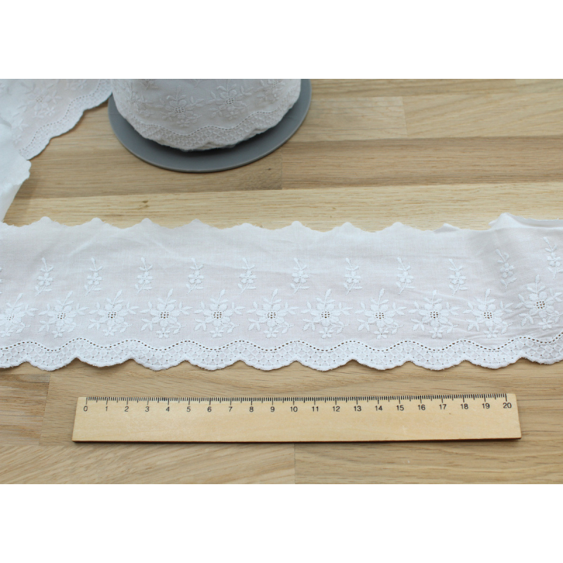 Galon coton broderie anglaise brodé 75mm x 1m blanc