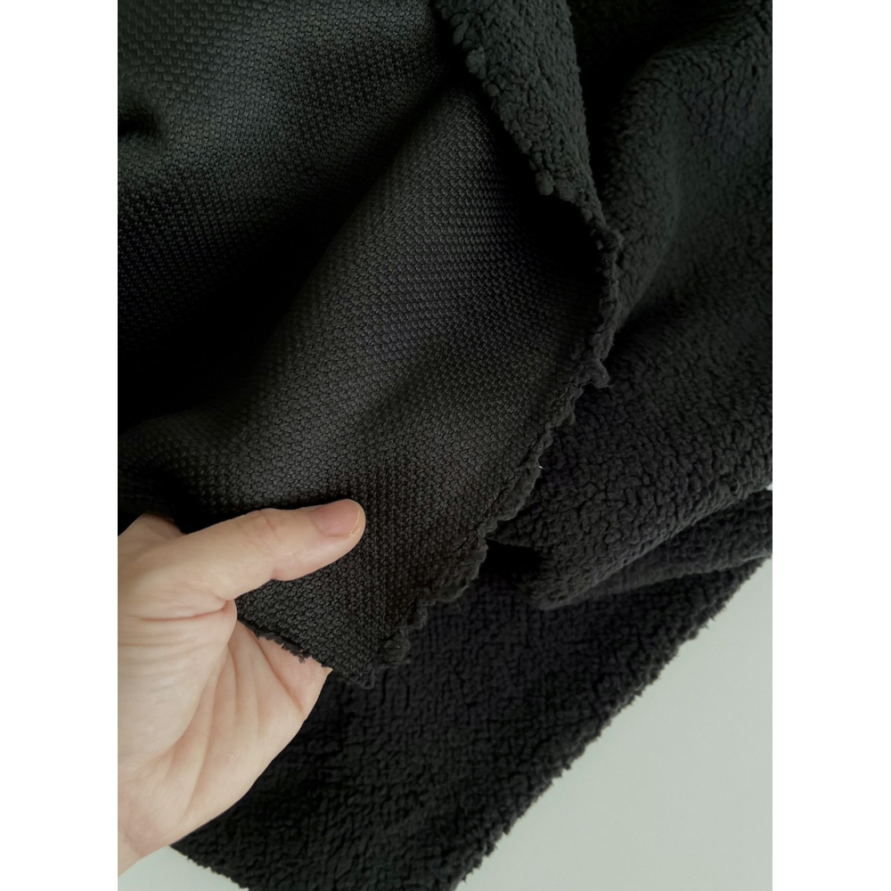 Teddy / moumoute bouclé coloris noir