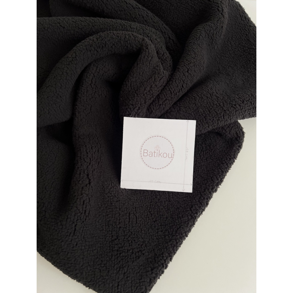 Teddy / moumoute bouclé coloris noir