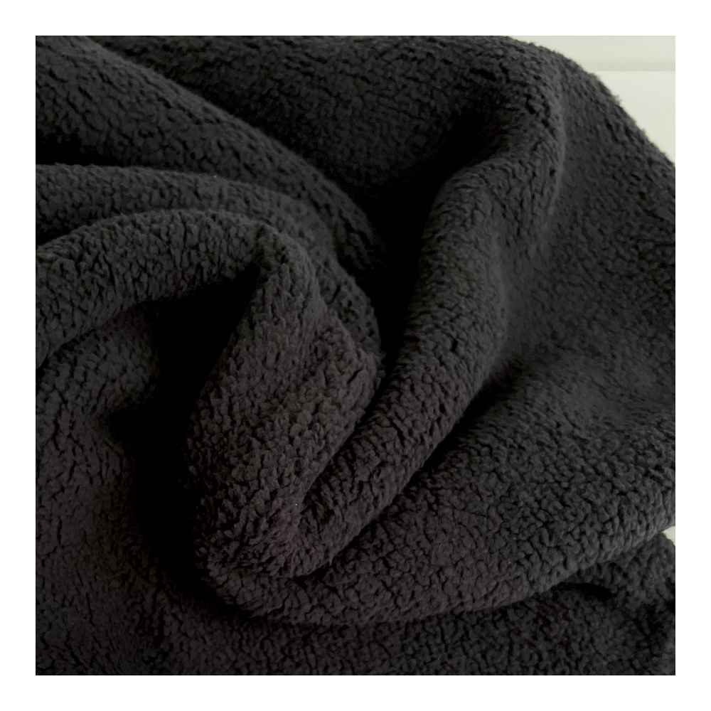 Teddy / moumoute bouclé coloris noir