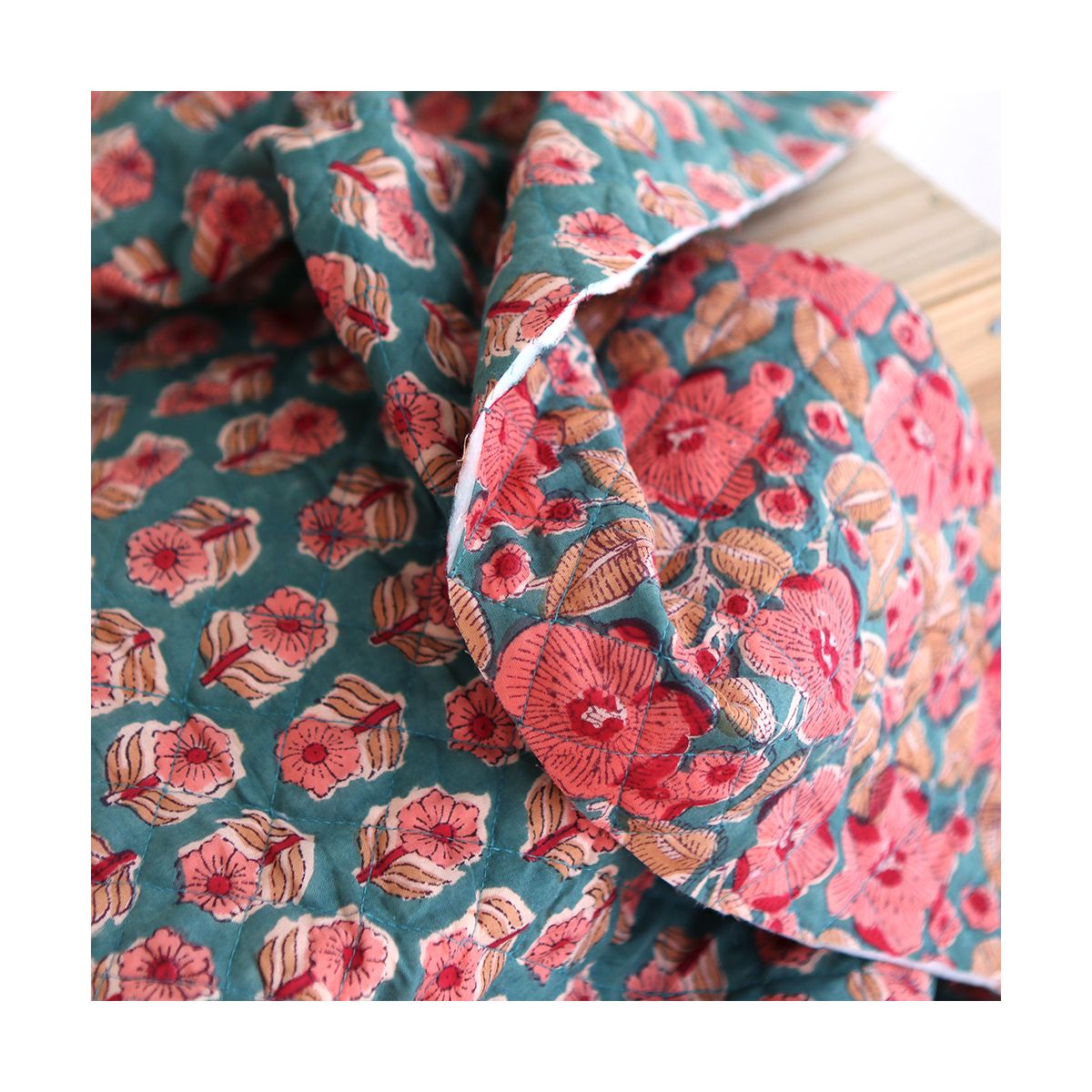 Sahar - Tissu indien matelassé double face coton hand block teal largeur 100cm