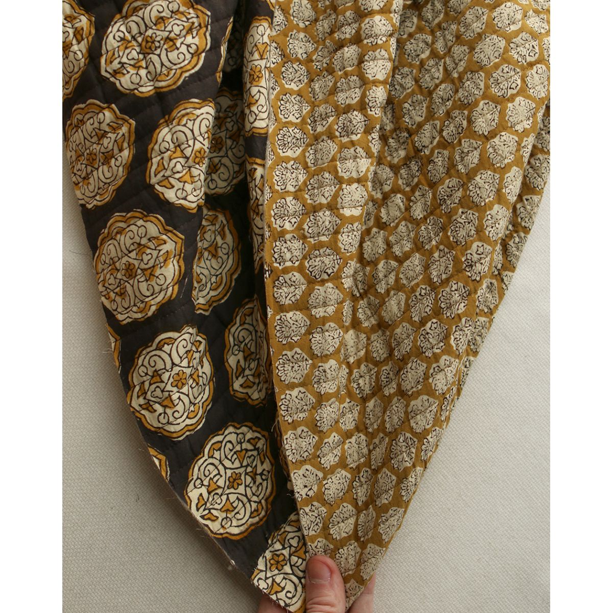 copy of Nisha & rayures - Tissu indien matelassé double face coton hand block teal largeur 100cm