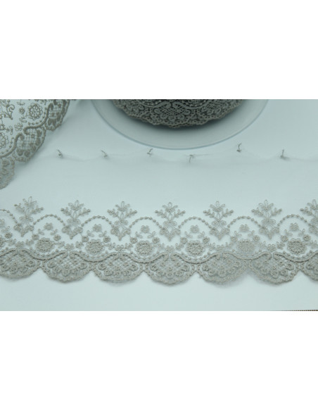 Galon dentelle tulle brodé 95mm x 1m gris clair