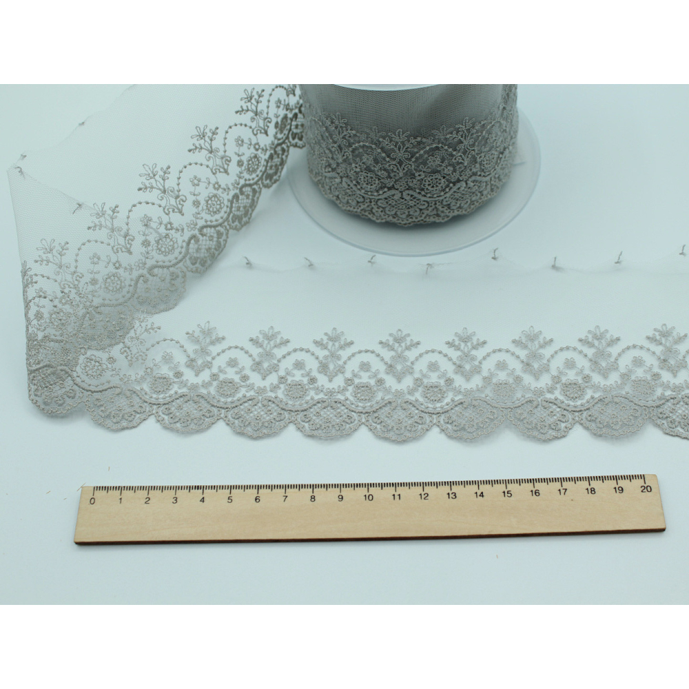 Galon dentelle tulle brodé 95mm x 1m gris clair