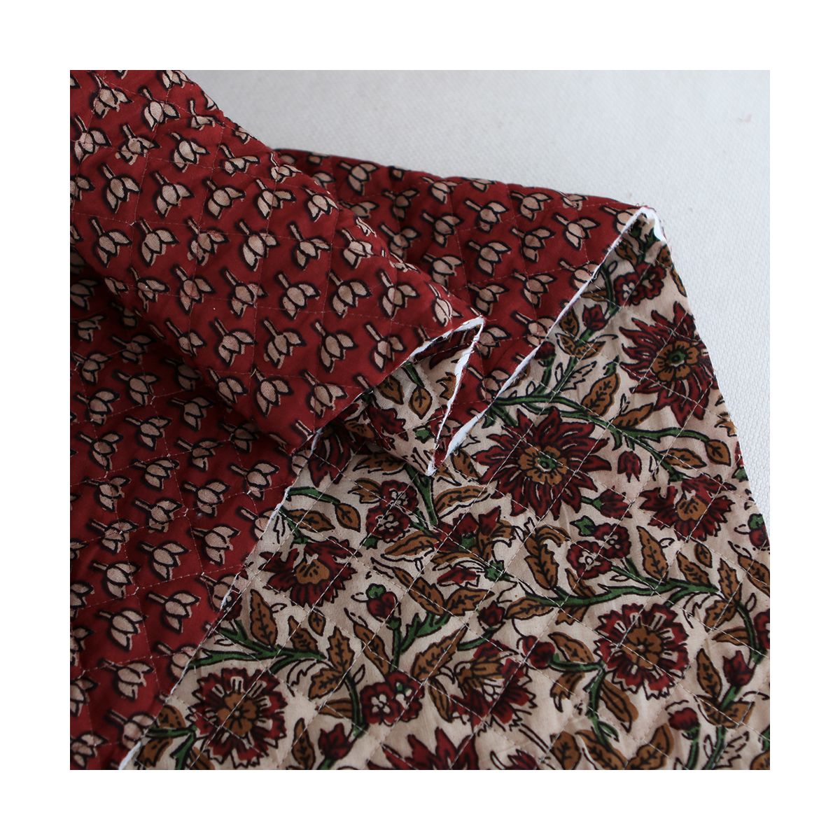 Mira - Tissu indien matelassé double face coton hand block teal largeur 100cm