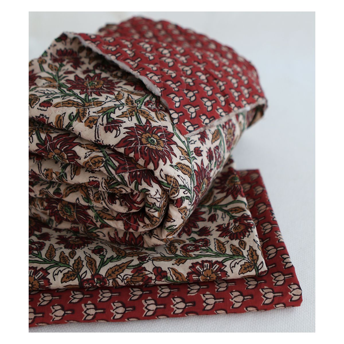 Mira - Tissu indien matelassé double face coton hand block teal largeur 100cm