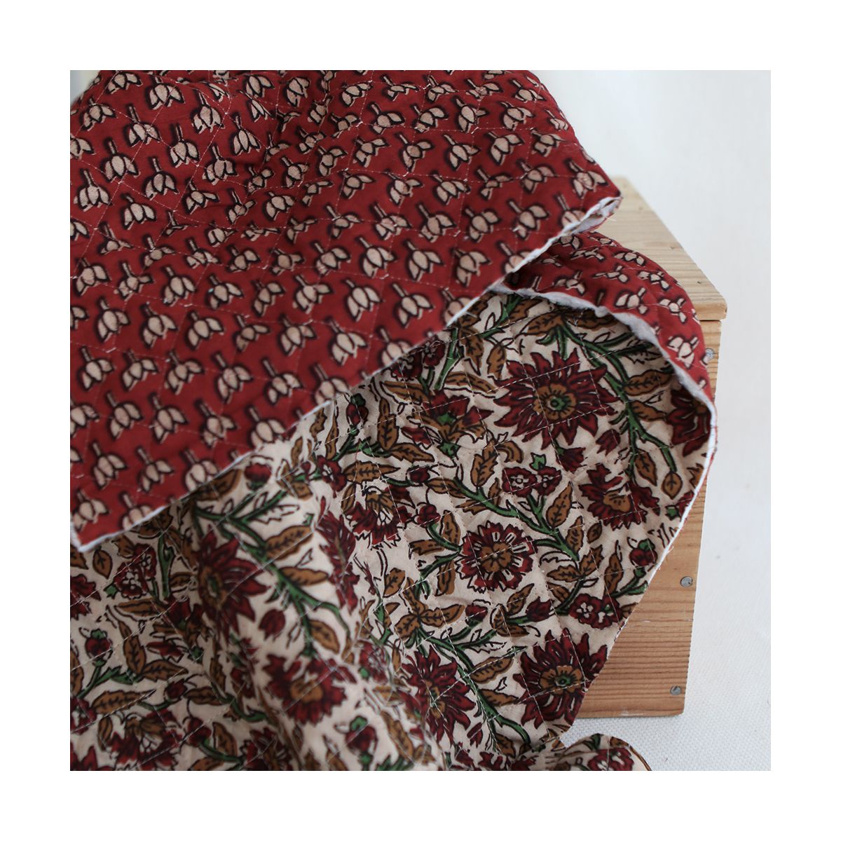 Mira - Tissu indien matelassé double face coton hand block teal largeur 100cm