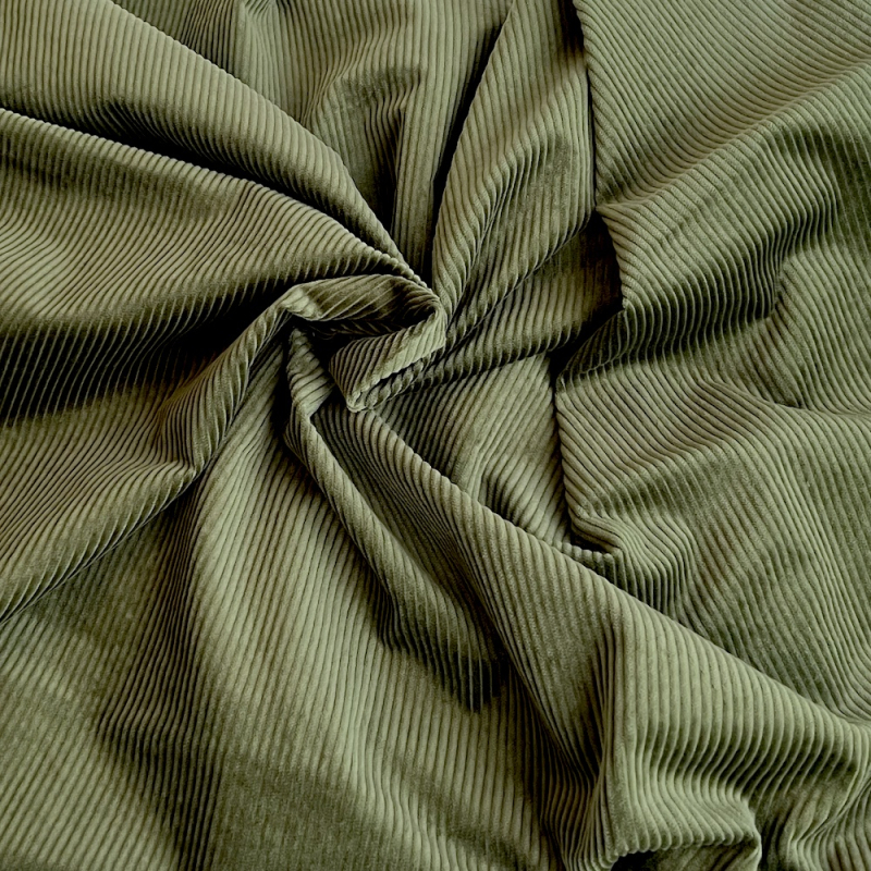 Velours à côtes coton organique coloris vert mousse  - 1