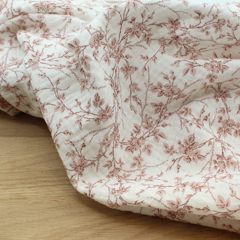 Adele - Double gaze de coton BIO motif fleuri vieux rose