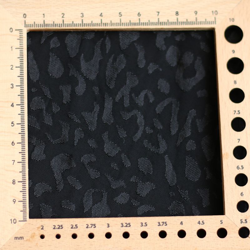 Lea - Viscose tissage jacquard graou / léopard noir