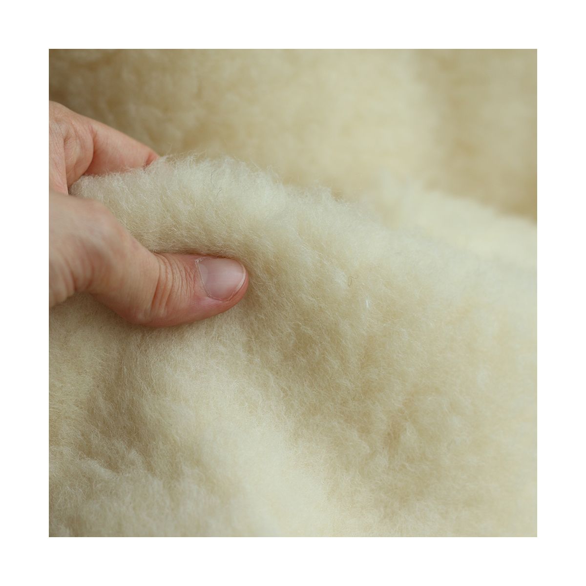 Shaun - Tissu fourrure laine vierge de mouton BIO tissée sur coton