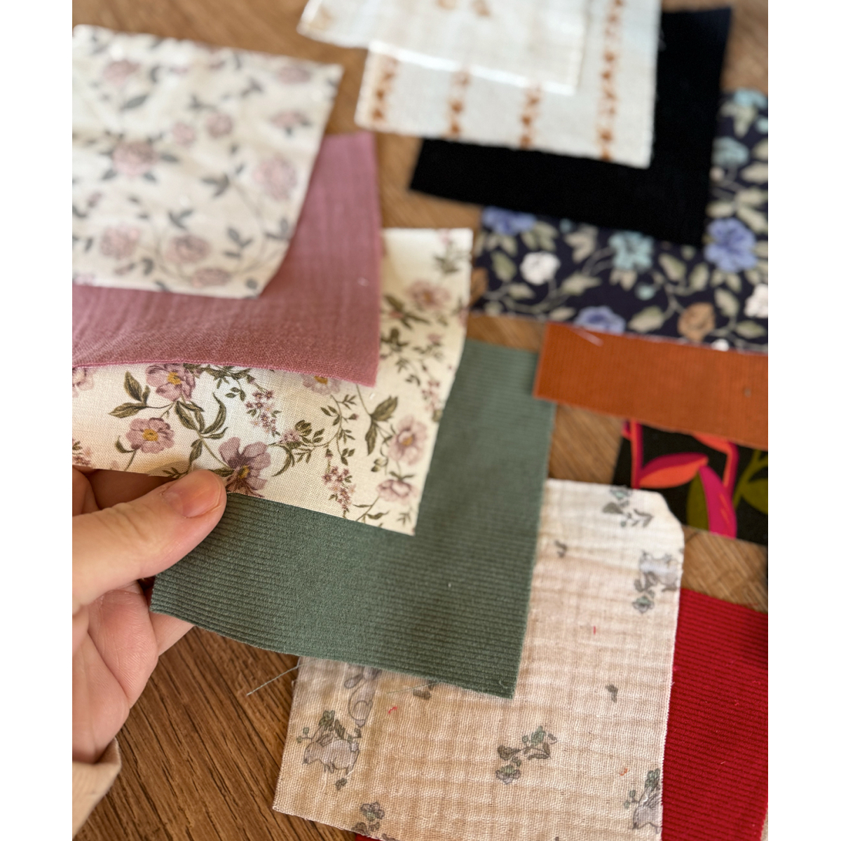 Echantillon tissu au choix (à préciser)