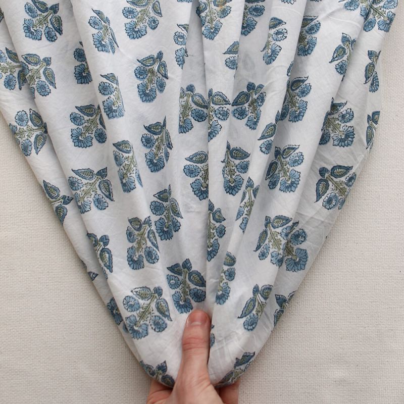 Tara B - Tissu indien en coton imprimé main Hand Block