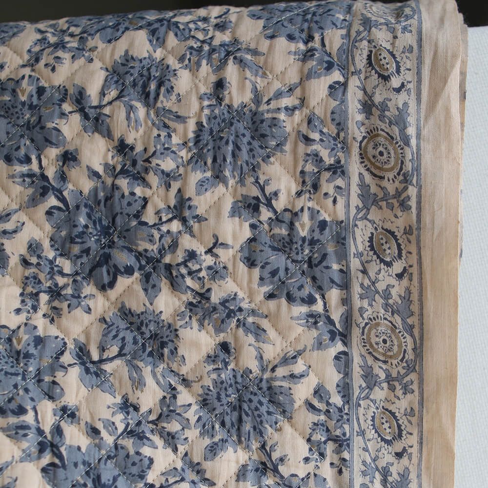 Anjali bleu - Tissu indien matelassé double face coton hand block largeur 100cm